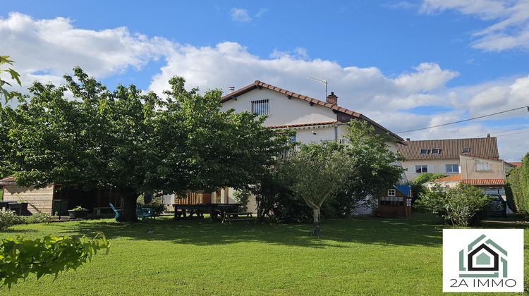 Ma-Cabane - Vente Maison Mozac, 200 m²