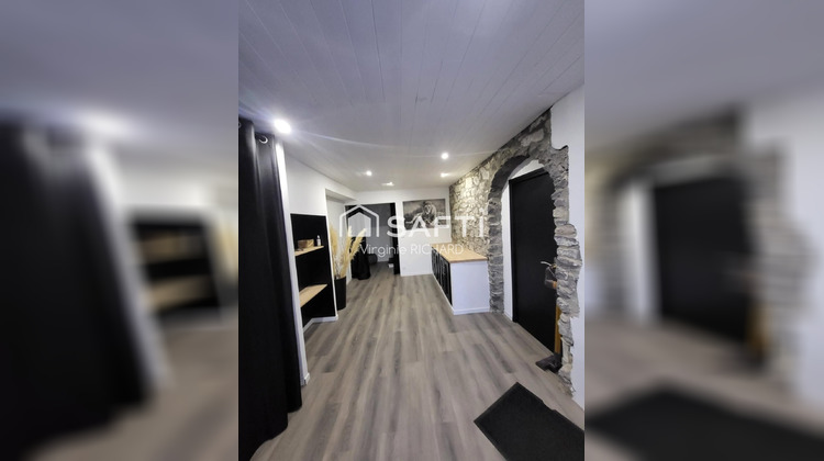 Ma-Cabane - Vente Maison Mozac, 200 m²