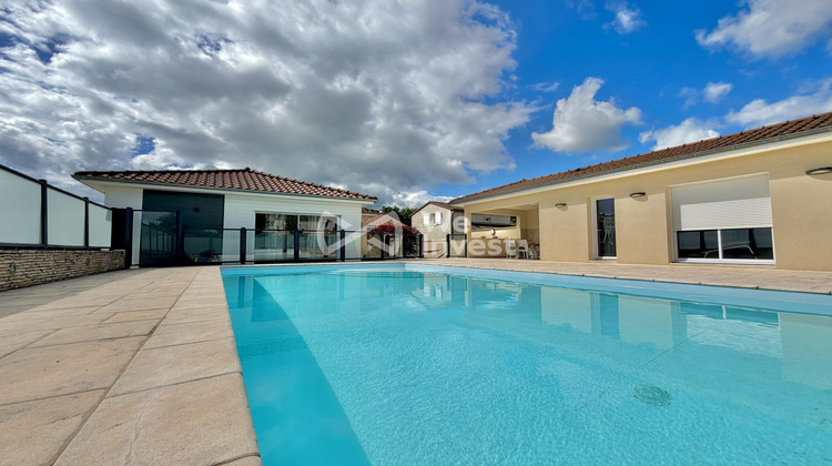 Ma-Cabane - Vente Maison Mozac, 223 m²