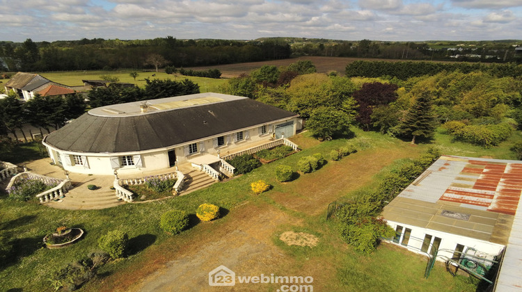 Ma-Cabane - Vente Maison Naintré, 245 m²