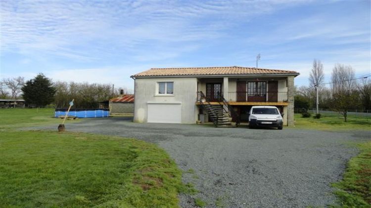 Ma-Cabane - Vente Maison NALLIERS, 150 m²