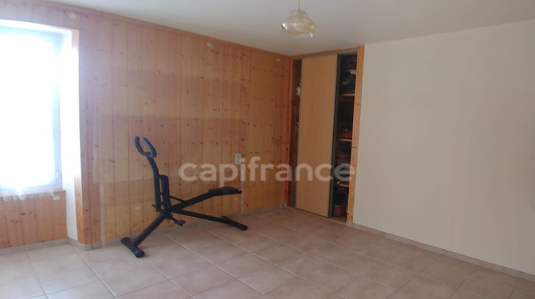 Ma-Cabane - Vente Maison NALLIERS, 100 m²