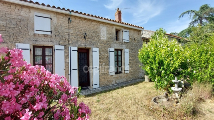 Ma-Cabane - Vente Maison NALLIERS, 96 m²