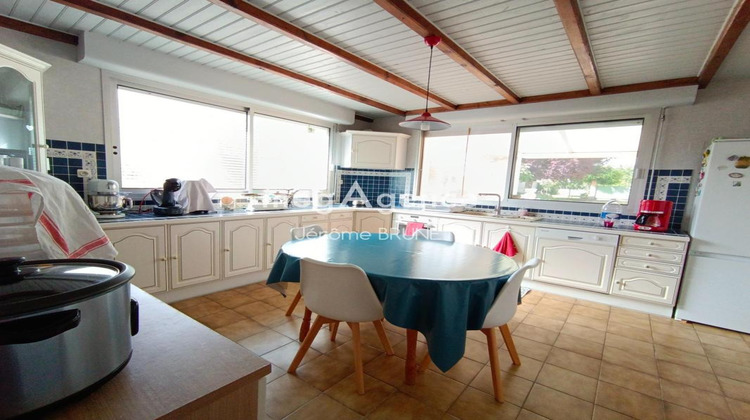 Ma-Cabane - Vente Maison NALLIERS, 194 m²