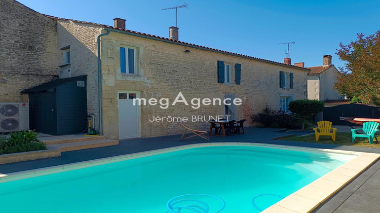 Ma-Cabane - Vente Maison NALLIERS, 269 m²