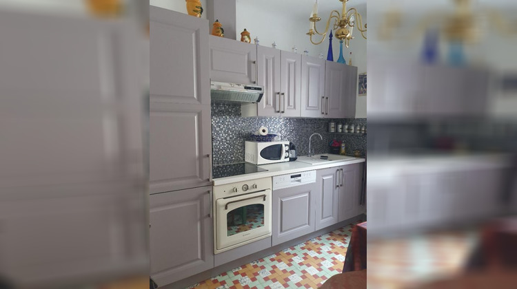 Ma-Cabane - Vente Maison NANS LES PINS, 67 m²