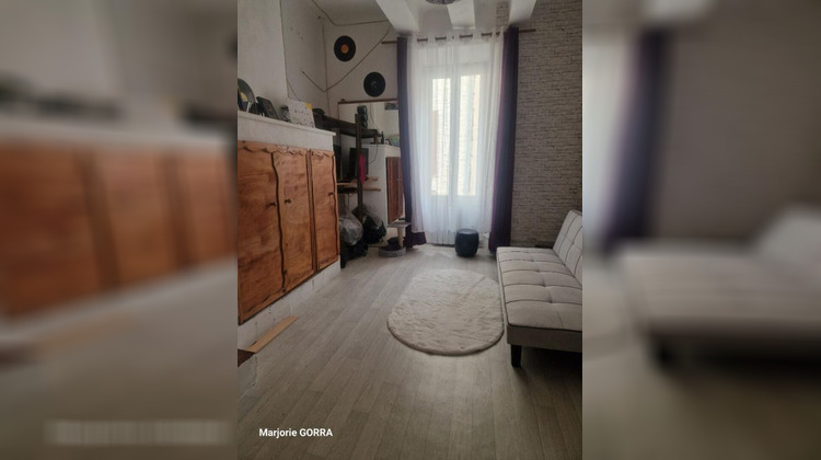 Ma-Cabane - Vente Maison NANS LES PINS, 64 m²