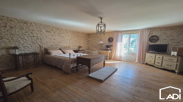 Ma-Cabane - Vente Maison NANTEUIL, 208 m²