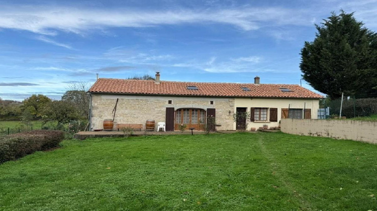 Ma-Cabane - Vente Maison NANTEUIL EN VALLEE, 98 m²