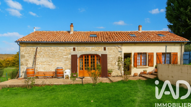 Ma-Cabane - Vente Maison Nanteuil-en-Vallée, 97 m²