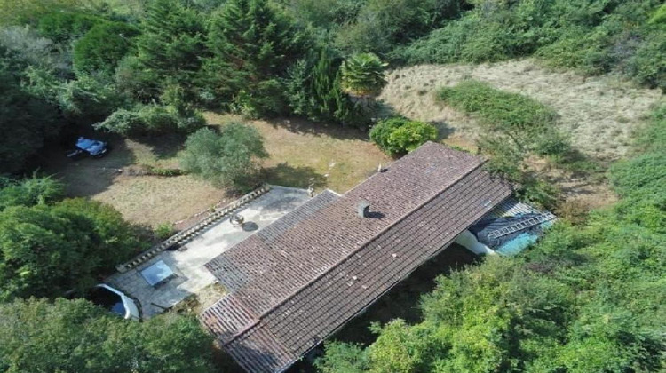Ma-Cabane - Vente Maison NANTEUIL EN VALLEE, 93 m²