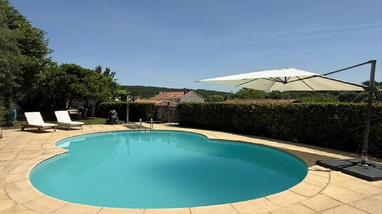 Ma-Cabane - Vente Maison NANTEUIL EN VALLEE, 284 m²