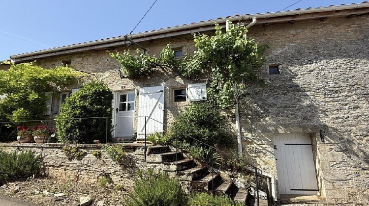 Ma-Cabane - Vente Maison NANTEUIL EN VALLEE, 100 m²