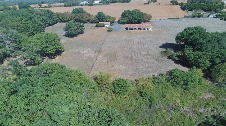 Ma-Cabane - Vente Maison NANTEUIL EN VALLEE, 142 m²