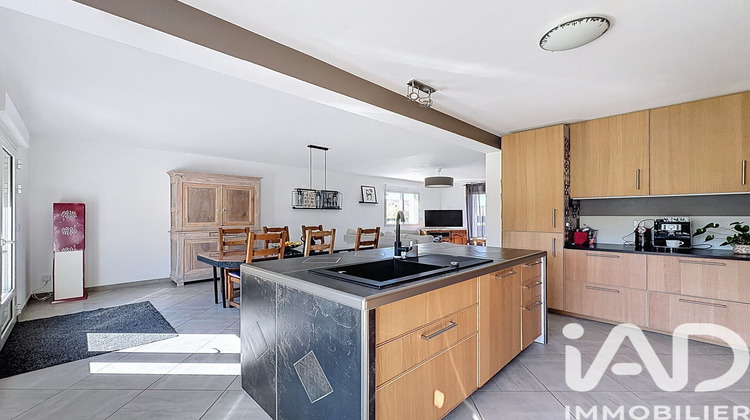 Ma-Cabane - Vente Maison Nanteuil-la-Forêt, 178 m²