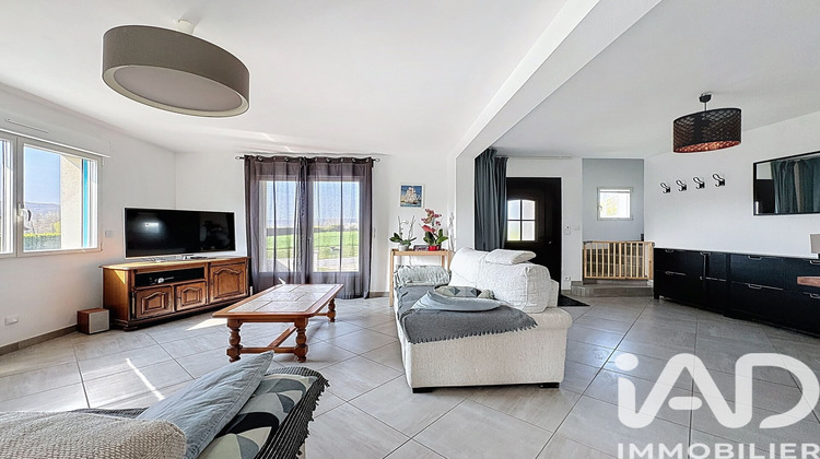 Ma-Cabane - Vente Maison Nanteuil-la-Forêt, 190 m²