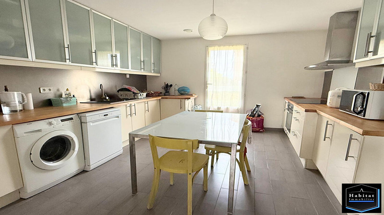 Ma-Cabane - Vente Maison NANTEUIL-LE-HAUDOUIN, 216 m²