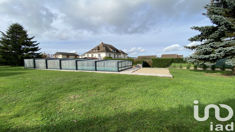 Ma-Cabane - Vente Maison Nazelles-Négron, 250 m²