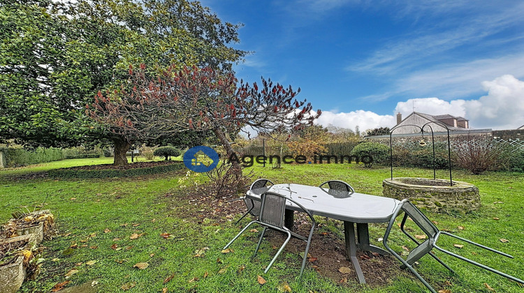 Ma-Cabane - Vente Maison Nazelles-Négron, 158 m²