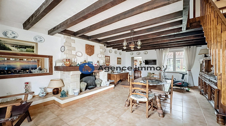 Ma-Cabane - Vente Maison Nazelles-Négron, 158 m²