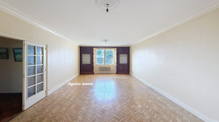 Ma-Cabane - Vente Maison Nazelles-Négron, 172 m²