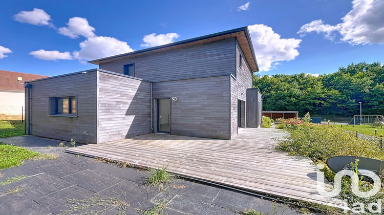 Ma-Cabane - Vente Maison Nazelles-Négron, 169 m²