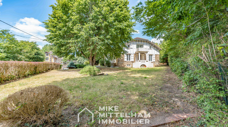 Ma-Cabane - Vente Maison Neauphle-le-Château, 240 m²