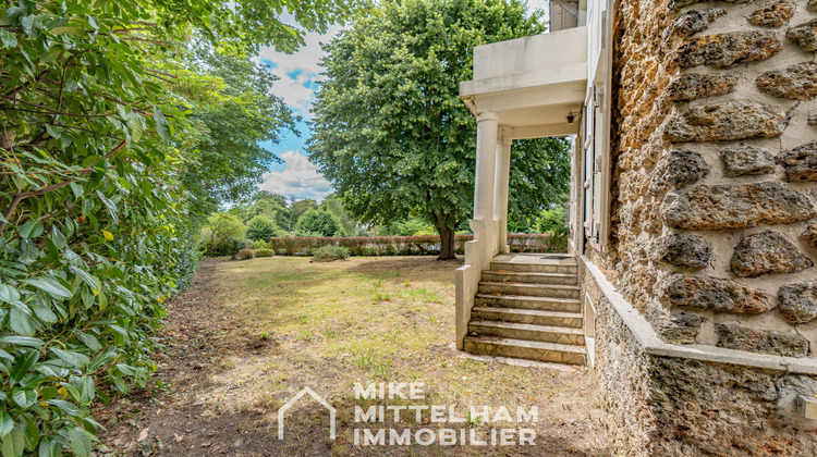 Ma-Cabane - Vente Maison Neauphle-le-Château, 240 m²