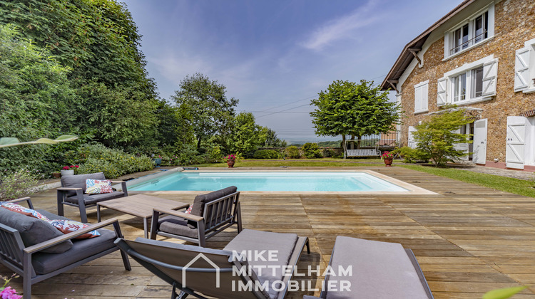 Ma-Cabane - Vente Maison Neauphle-le-Château, 238 m²