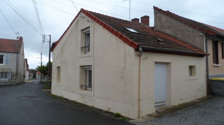 Ma-Cabane - Vente Maison NERIS LES BAINS, 45 m²