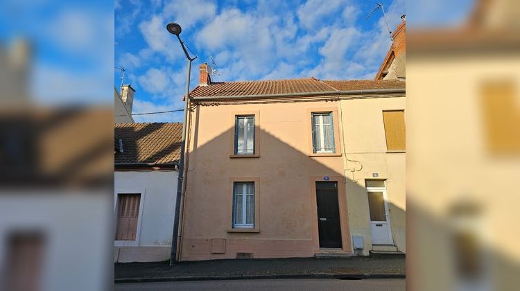 Ma-Cabane - Vente Maison NERIS LES BAINS, 111 m²