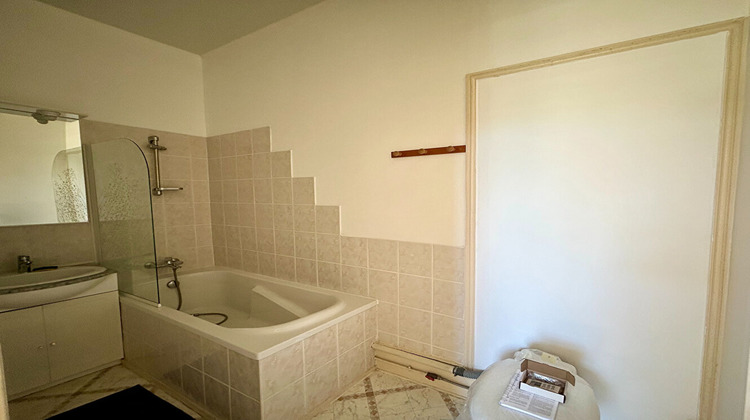 Ma-Cabane - Vente Maison NERIS-LES-BAINS, 311 m²