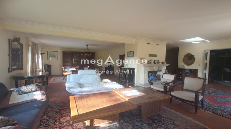 Ma-Cabane - Vente Maison NERIS LES BAINS, 290 m²