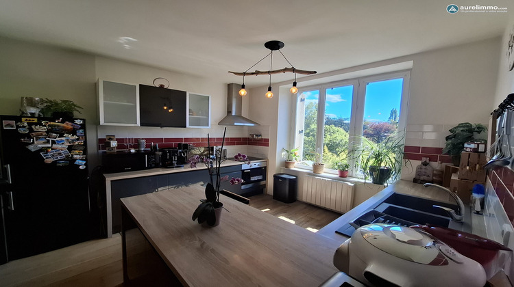 Ma-Cabane - Vente Maison Néris-les-Bains, 63 m²
