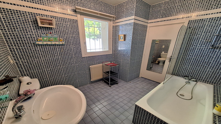 Ma-Cabane - Vente Maison NERIS-LES-BAINS, 310 m²