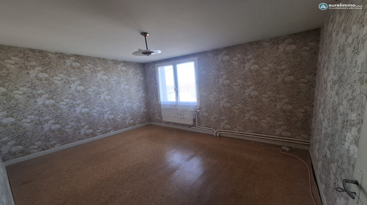 Ma-Cabane - Vente Maison Néris-les-Bains, 70 m²