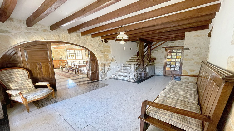 Ma-Cabane - Vente Maison NESLES LA VALLEE, 310 m²