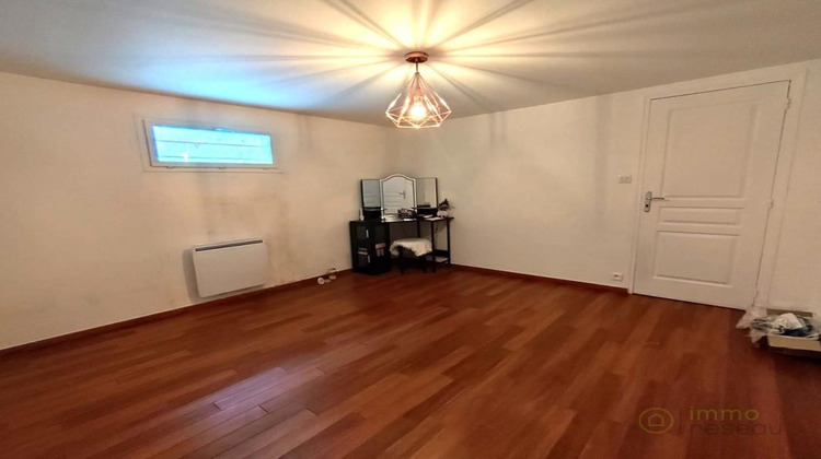 Ma-Cabane - Vente Maison NESLES LA VALLEE, 151 m²