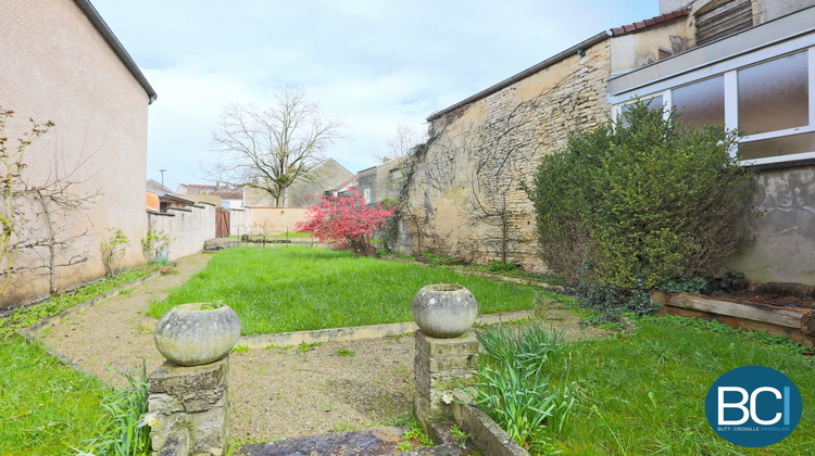 Ma-Cabane - Vente Maison Neufchâteau, 408 m²