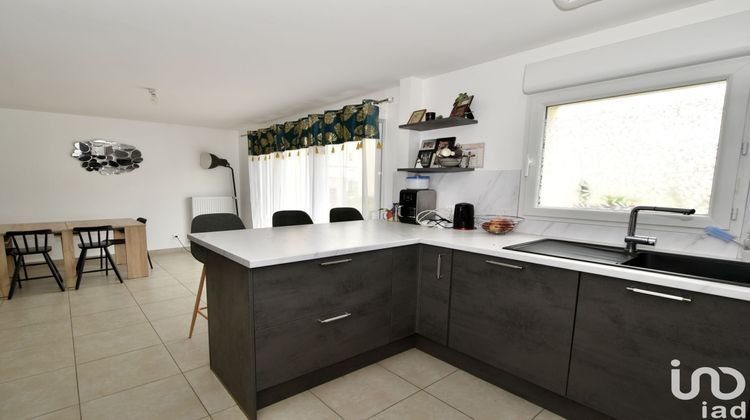 Ma-Cabane - Vente Maison Neufmoutiers-en-Brie, 100 m²