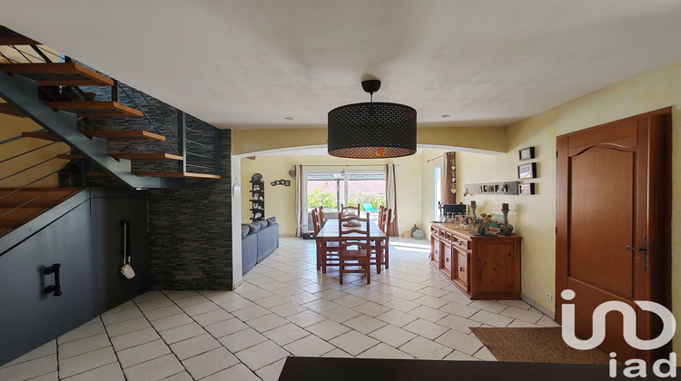 Ma-Cabane - Vente Maison Neuilly-le-Réal, 180 m²