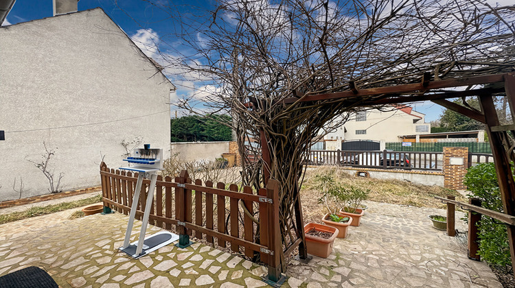 Ma-Cabane - Vente Maison NEUILLY-PLAISANCE, 97 m²