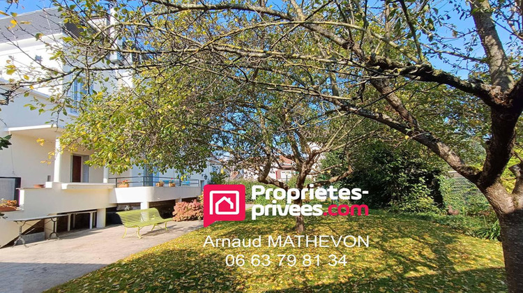 Ma-Cabane - Vente Maison NEUILLY PLAISANCE, 240 m²