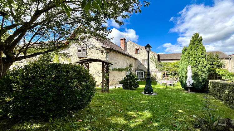 Ma-Cabane - Vente Maison NEUILLY-SAINT-FRONT, 200 m²