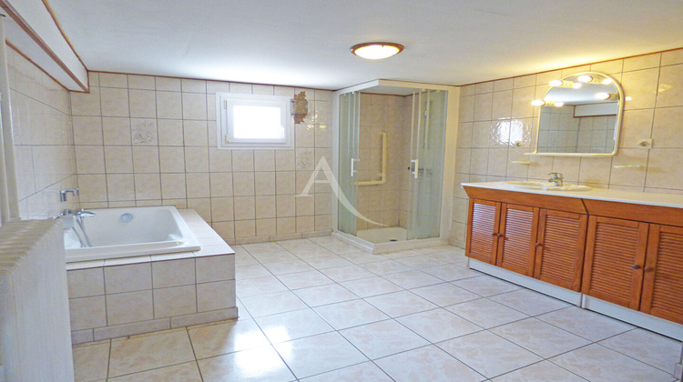 Ma-Cabane - Vente Maison NEUILLY-SUR-MARNE, 90 m²