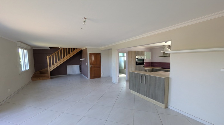 Ma-Cabane - Vente Maison NEULLIAC, 73 m²