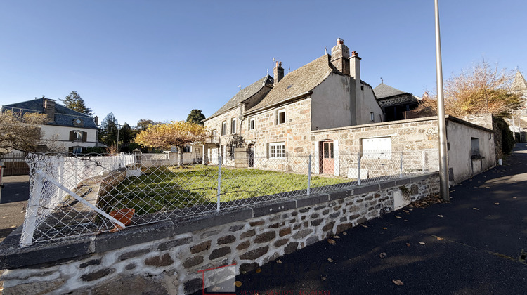 Ma-Cabane - Vente Maison Neuvéglise, 130 m²