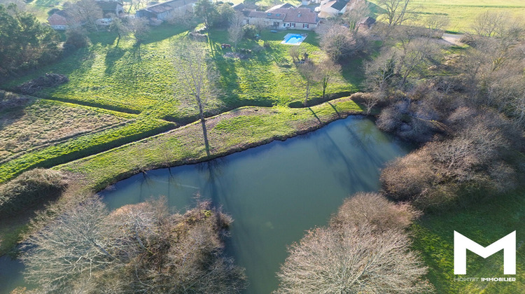 Ma-Cabane - Vente Maison NEUVIC, 286 m²