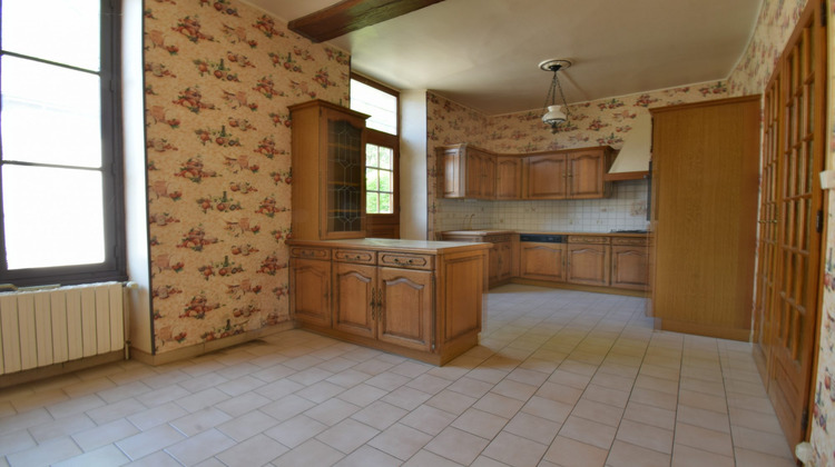 Ma-Cabane - Vente Maison Neuville-aux-Bois, 194 m²