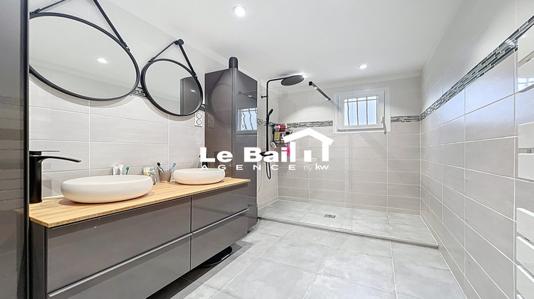 Ma-Cabane - Vente Maison Neuville-Bosc, 162 m²